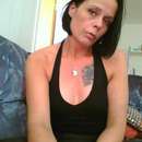 Sexy Vivienne from Essex wants to swap naughty pics with you! π