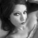 Get Ready to Play with Vania in Live Sex Chat